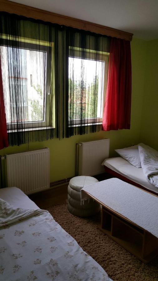 Apartmani Malina 3 Bijeljina Eksteriør bilde