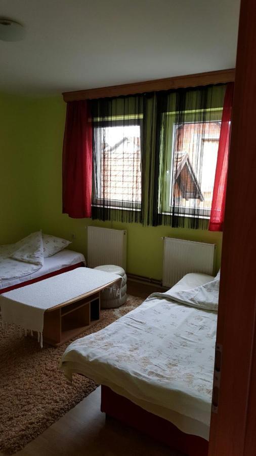Apartmani Malina 3 Bijeljina Eksteriør bilde